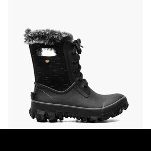 Bogs Arcata Dash Winter Boots